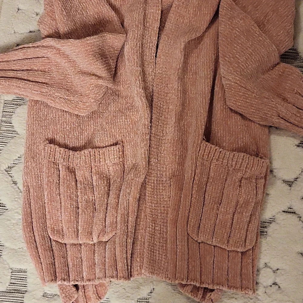 Sweater - Picture 3 of 5